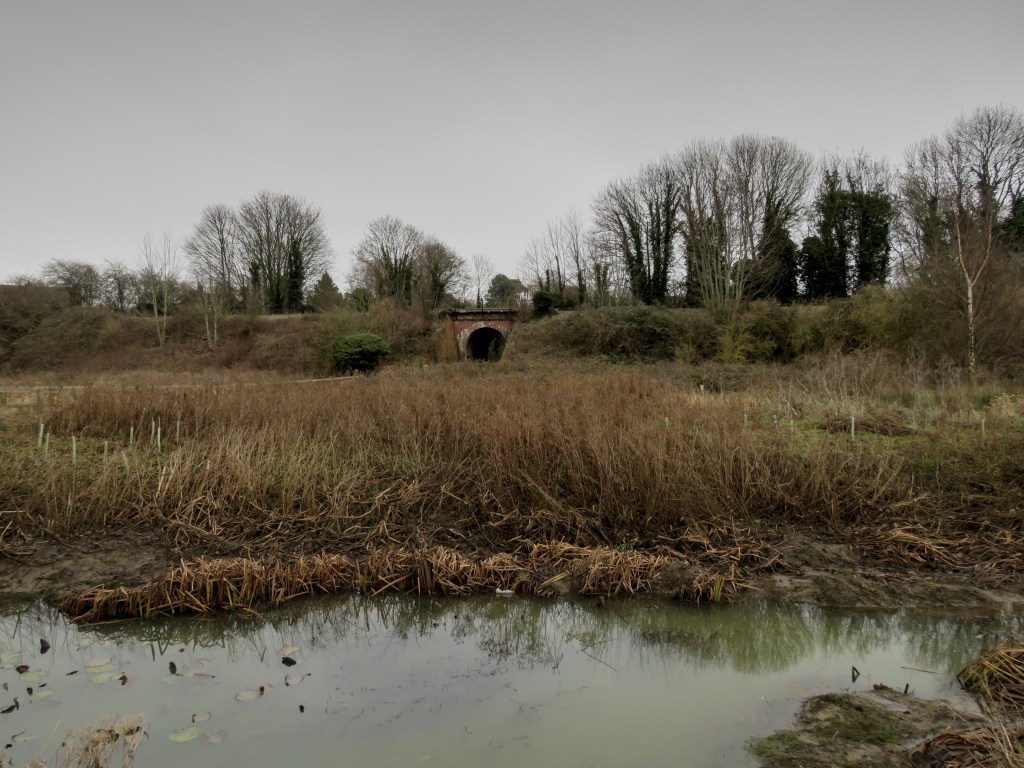 Near the Lowestoft to Ipswich raolway line.